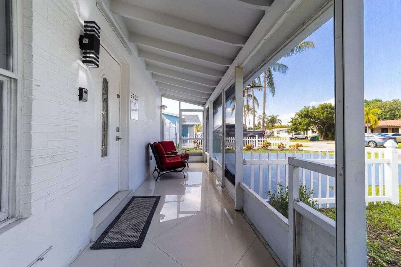 Private Heated Pool Villa In Ftl Near Beach Φορτ Λόντερντεϊλ Εξωτερικό φωτογραφία